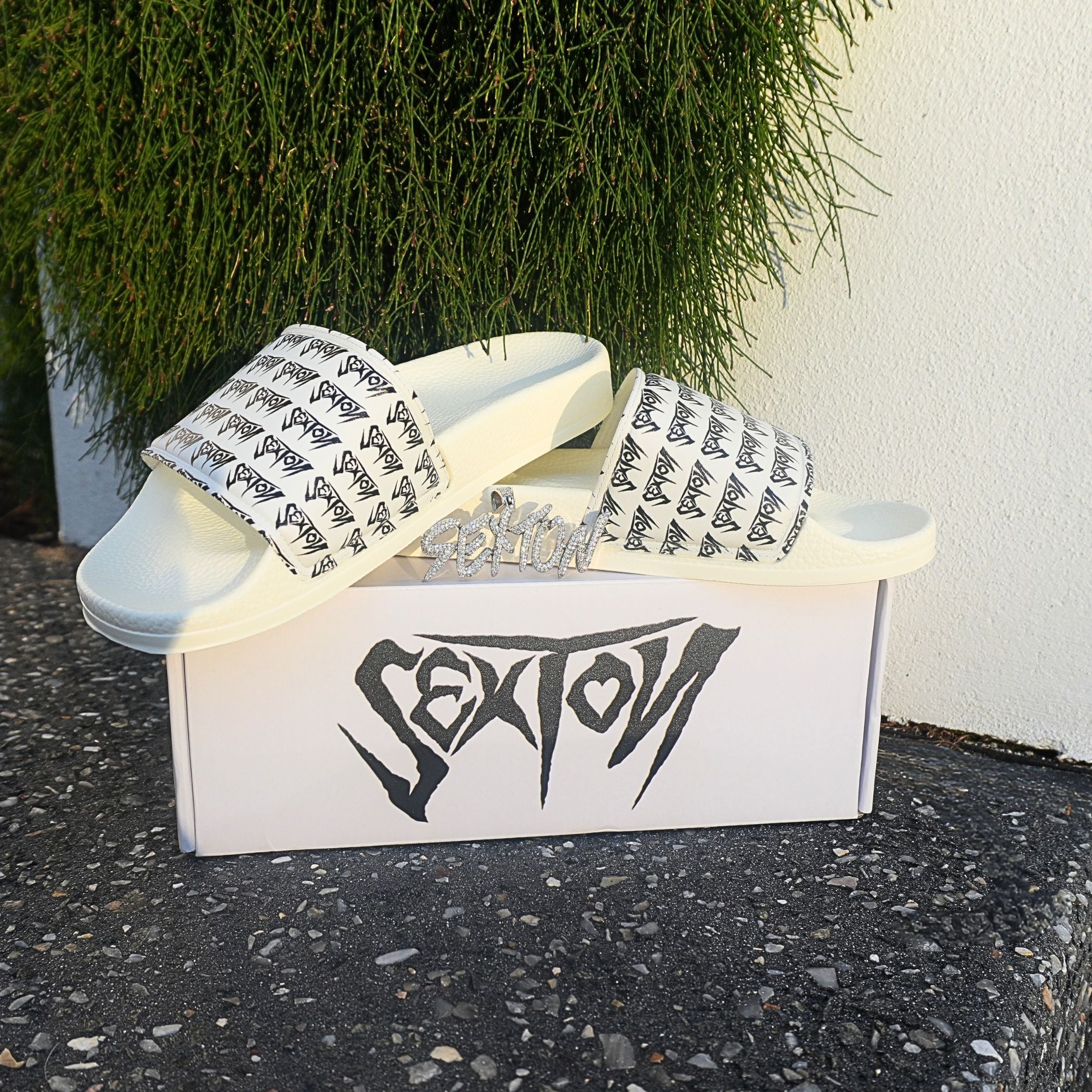 Sexton Women's Slides